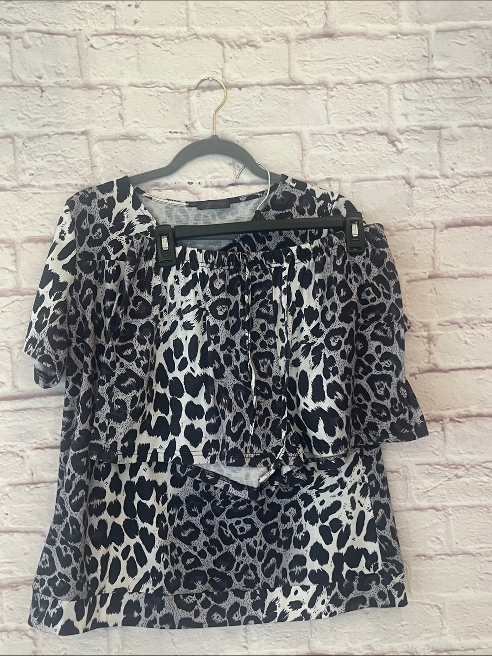Black & White 2 pc. Leopard Print pj set